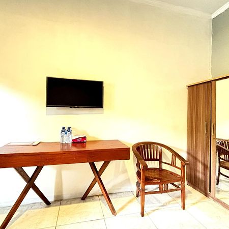 Ketapang Guesthouse Echo Beach Canggu Exteriör bild
