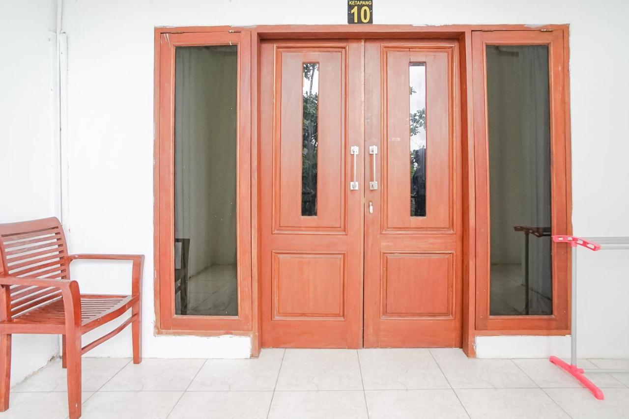 Ketapang Guesthouse Echo Beach Canggu Exteriör bild