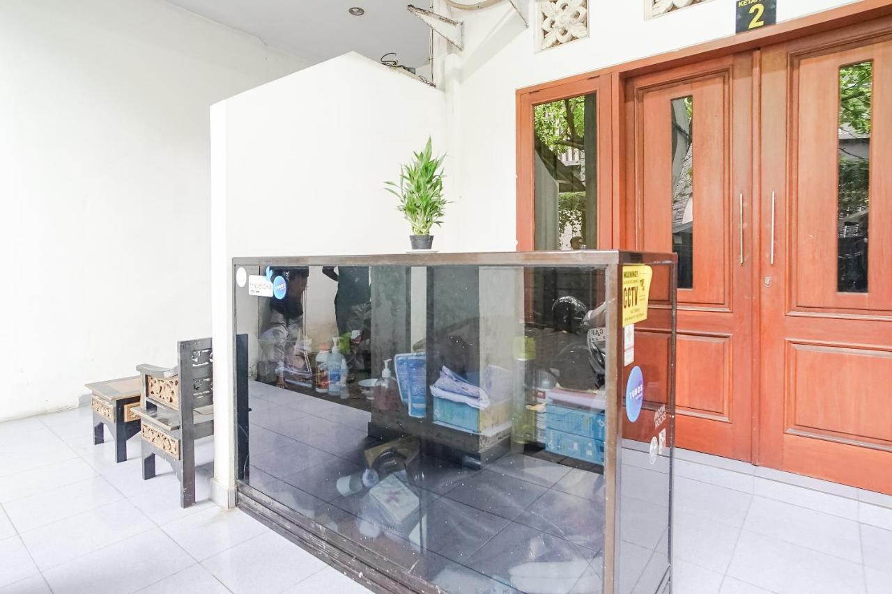 Ketapang Guesthouse Echo Beach Canggu Exteriör bild