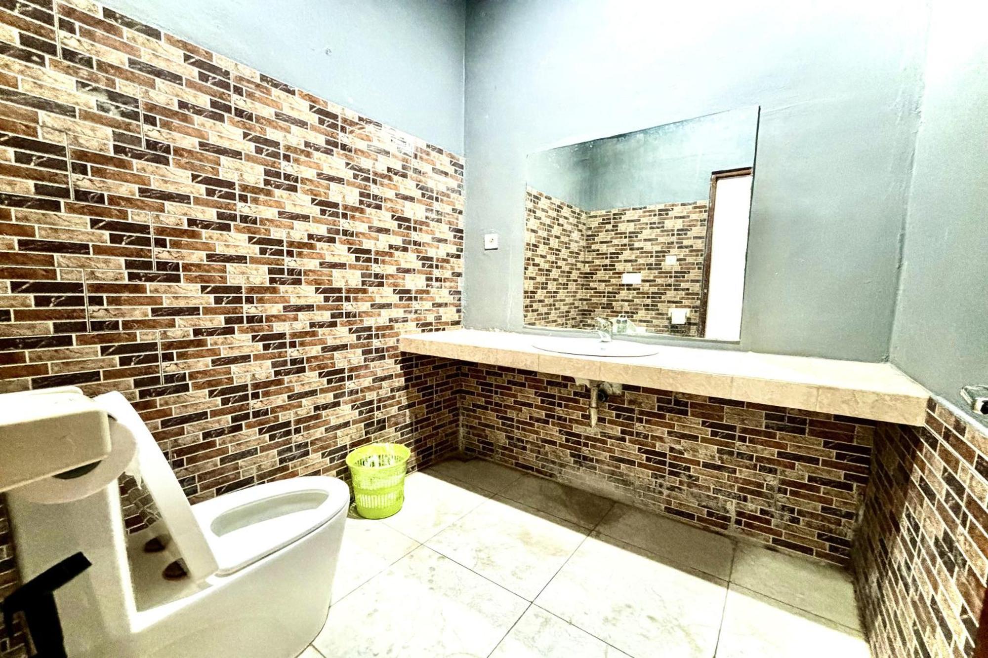 Ketapang Guesthouse Echo Beach Canggu Exteriör bild