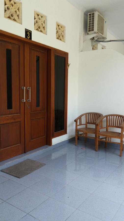 Ketapang Guesthouse Echo Beach Canggu Exteriör bild