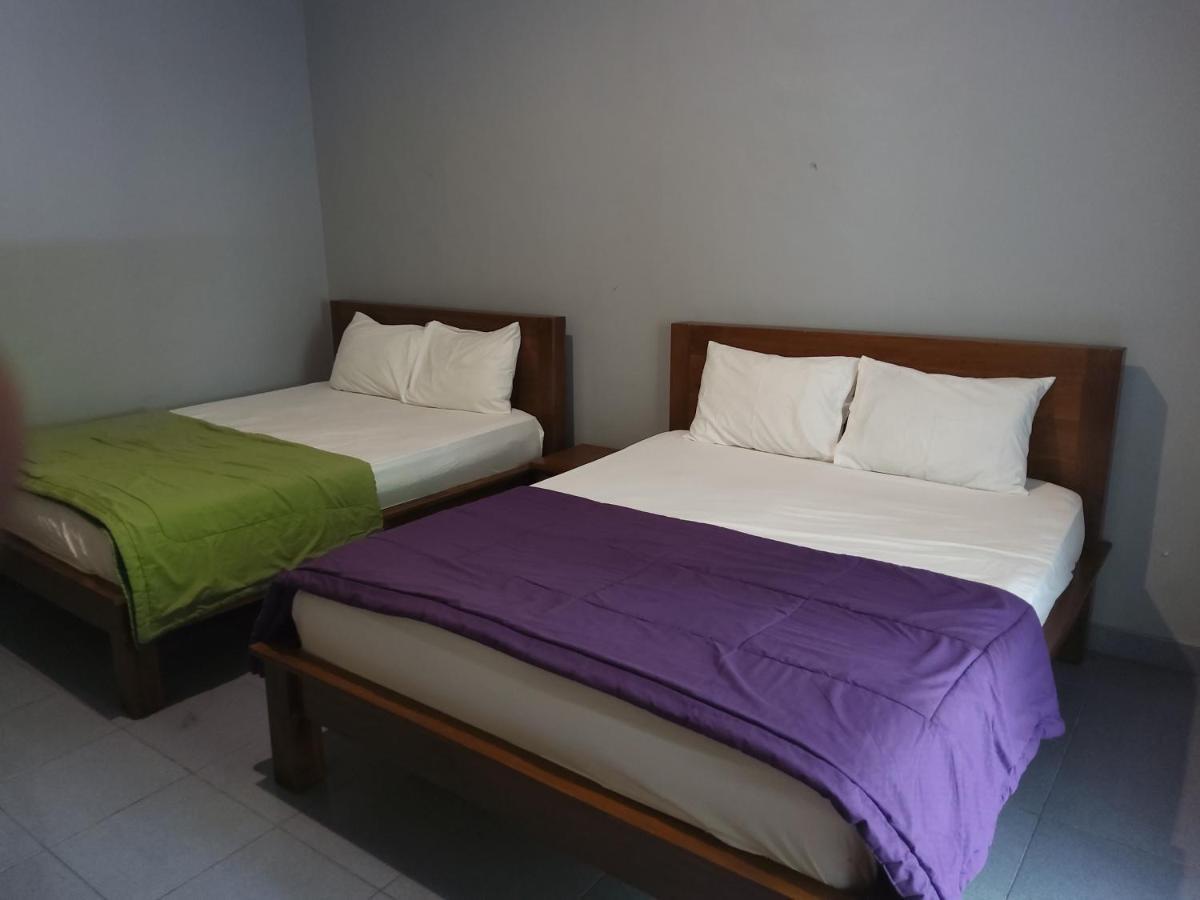 Ketapang Guesthouse Echo Beach Canggu Exteriör bild