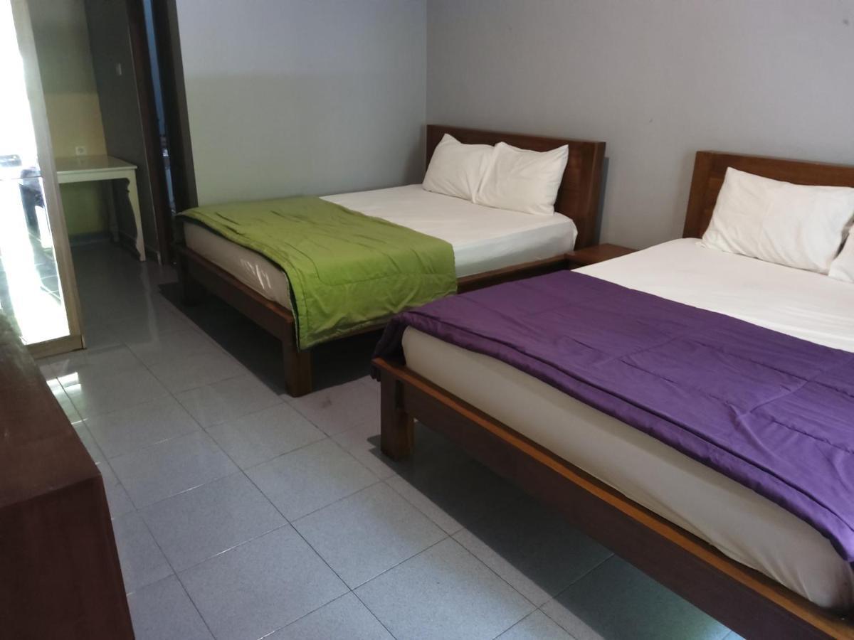 Ketapang Guesthouse Echo Beach Canggu Exteriör bild